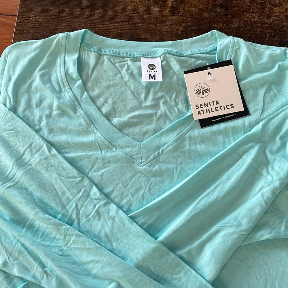 Senita Boyfriend Long Sleeve - Keylime Size M NWT